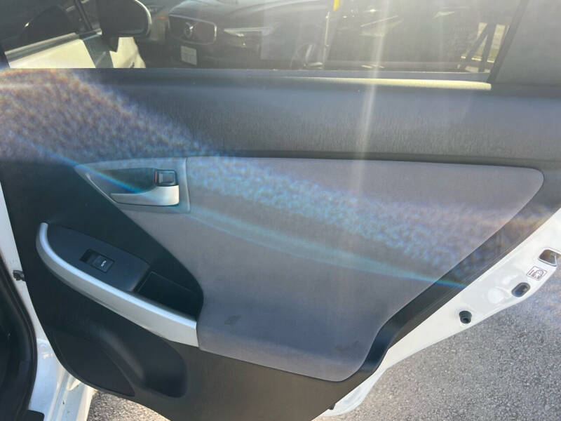 2013 Toyota Prius Two
