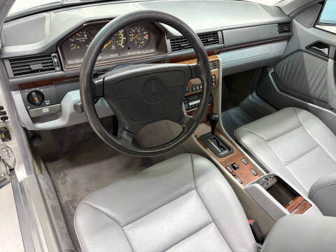 1995 Mercedes-Benz E-Class E 320