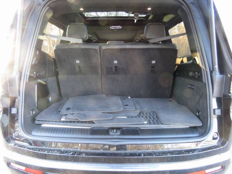 2022 Jeep Grand Wagoneer Series III