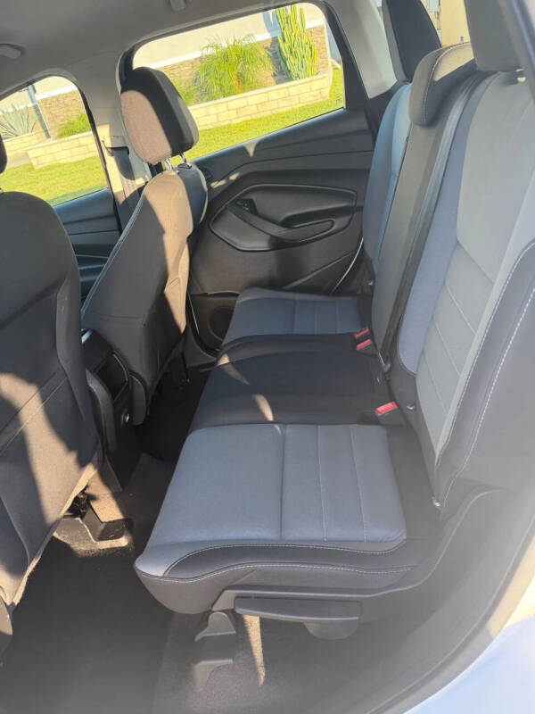 2017 Ford Escape S