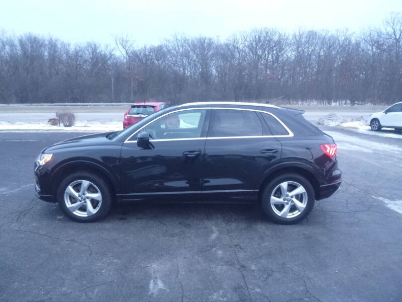 2020 Audi Q3 Premium Plus's photo