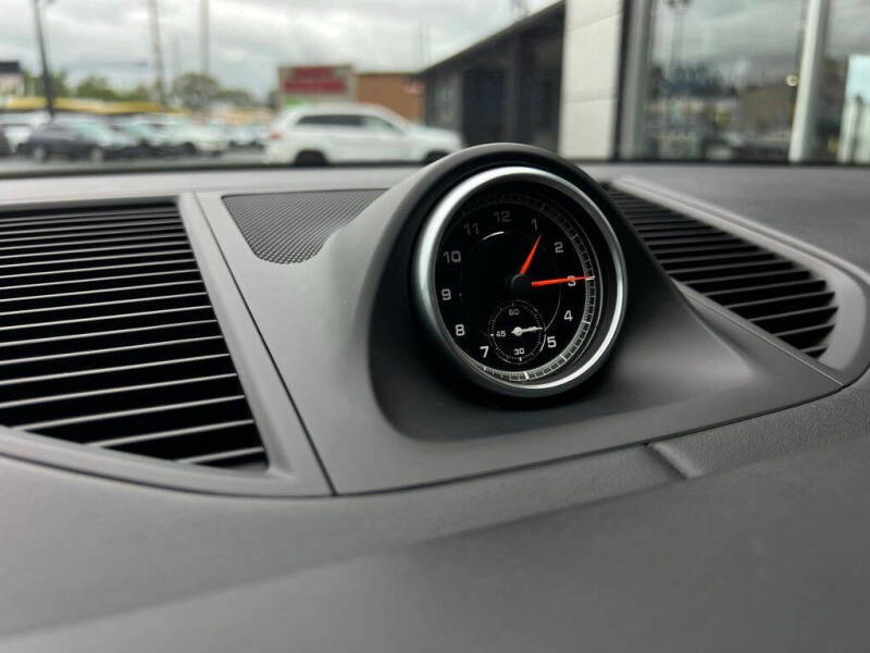 2021 Porsche Macan GTS