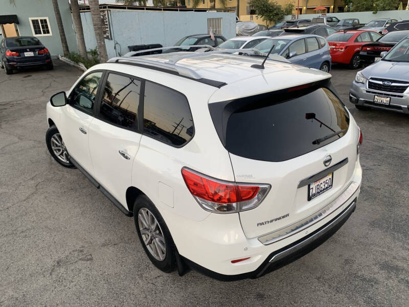 2014 Nissan Pathfinder SV