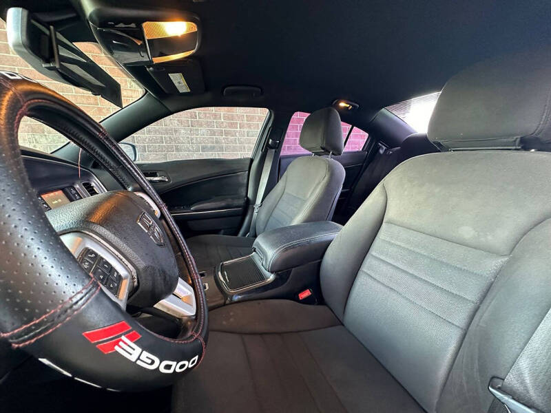 2014 Dodge Charger SE