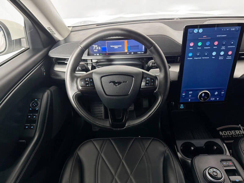 2022 Ford Mustang Mach-E Select