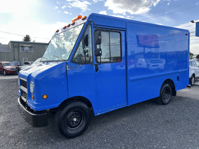 2004 Ford Econoline's photo