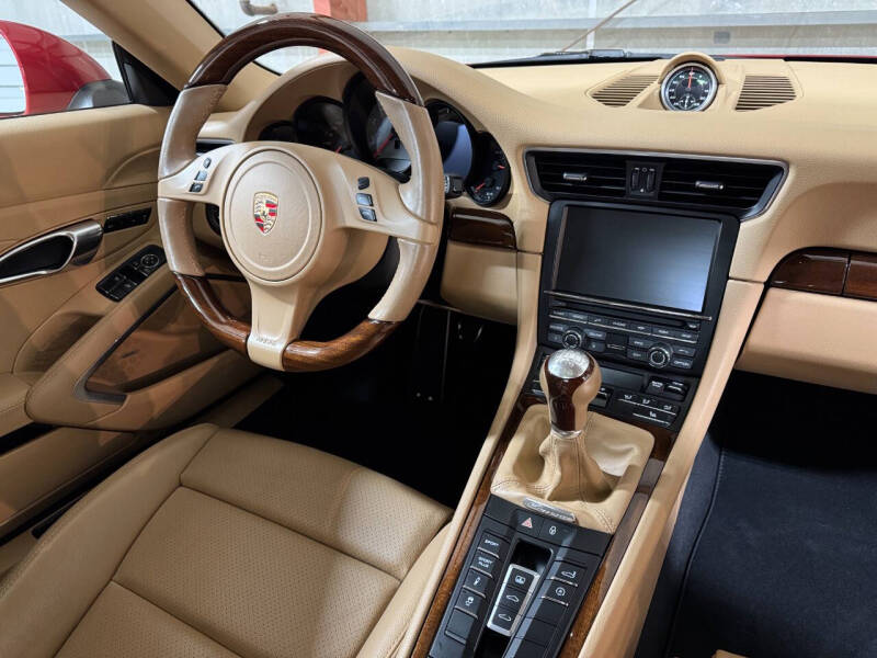 2014 Porsche 911 Carrera 4S