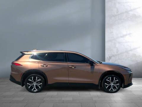 2025 Toyota Crown Signia XLE