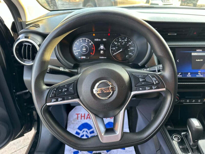 2021 Nissan Kicks SV