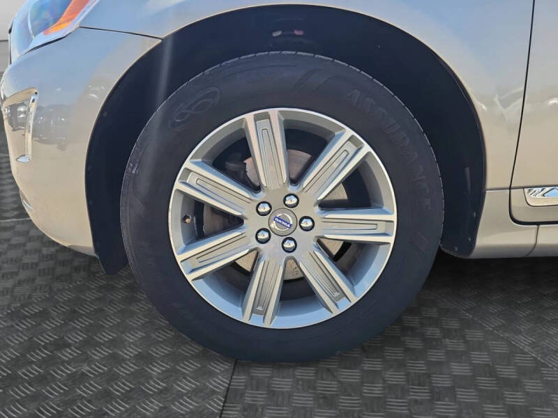 2016 Volvo XC60 T6 Platinum