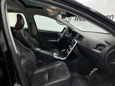 2016 Volvo V60 T5 Drive-E Premier