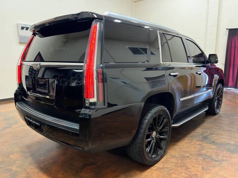 2018 Cadillac Escalade Luxury