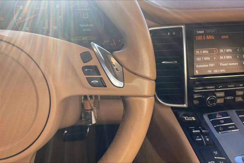 2012 Porsche Panamera