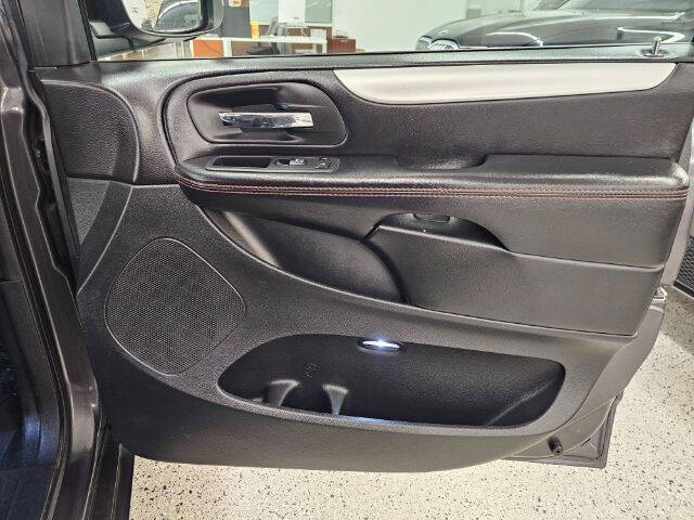 2017 Dodge Grand Caravan GT