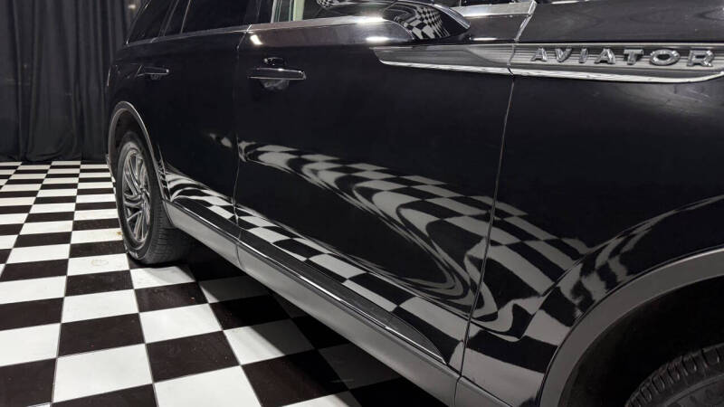 2021 Lincoln Aviator Livery