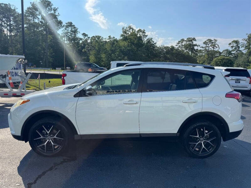 2017 Toyota RAV4 SE