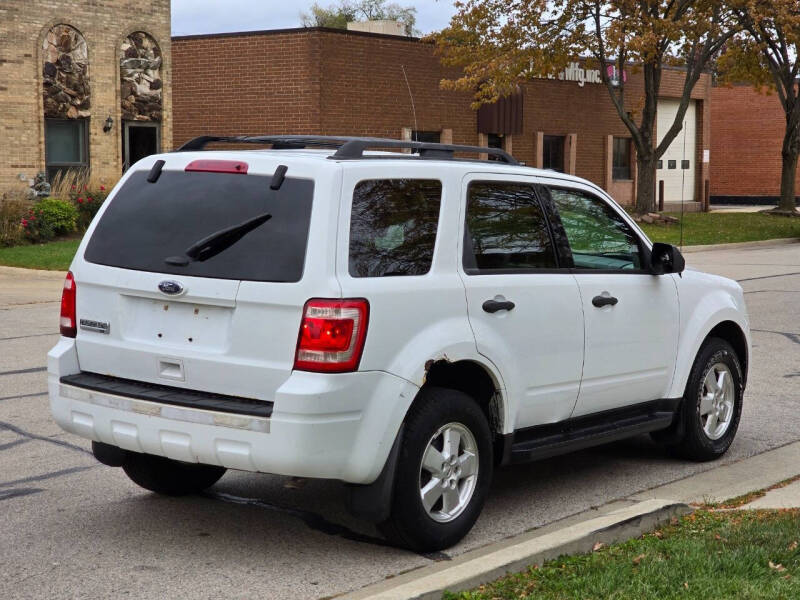 2011 Ford Escape XLT