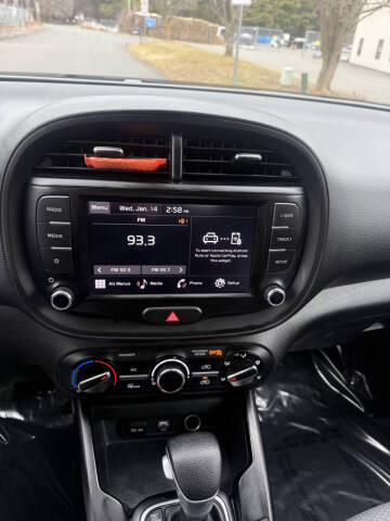 2023 Kia Soul LX