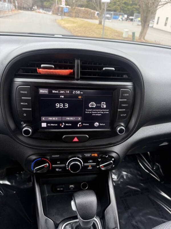 2023 Kia Soul LX