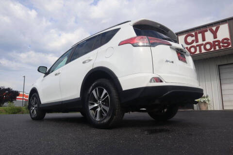 2017 Toyota RAV4 XLE