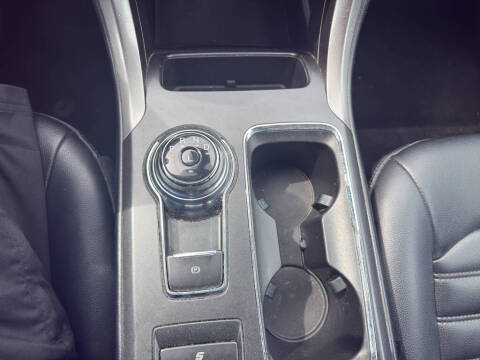 2020 Ford Fusion SEL