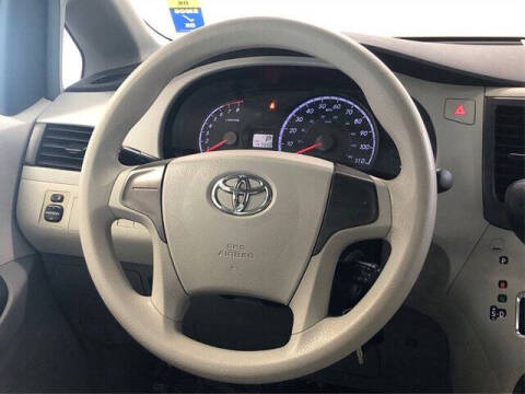2013 Toyota Sienna L 7-Passenger