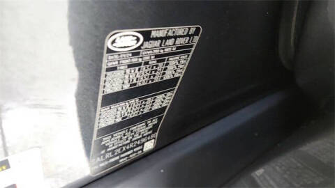 2024 Land Rover Discovery P300 Dynamic SE