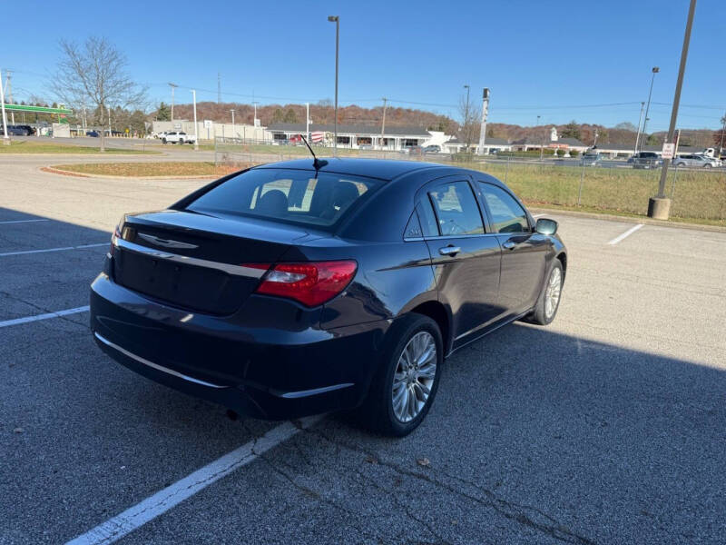 2012 Chrysler 200 Limited