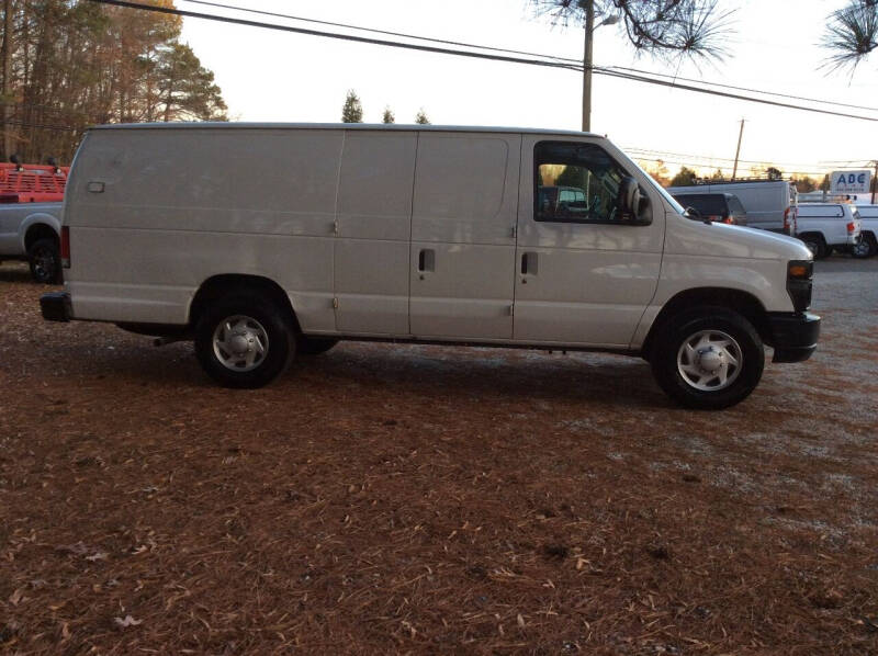 2014 Ford E-Series Econoline Van Commercial photo 8