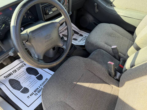 1997 Chevrolet S-10 LS