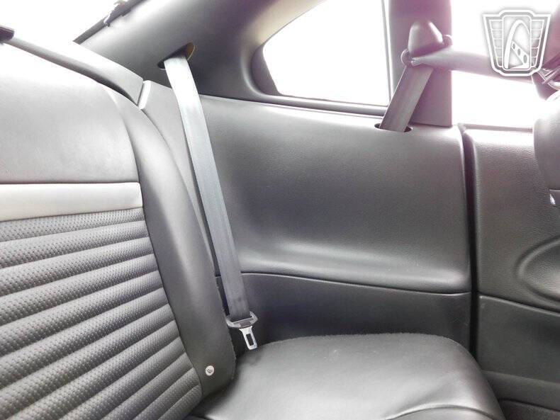 2004 Ford Mustang Mach 1 Premium