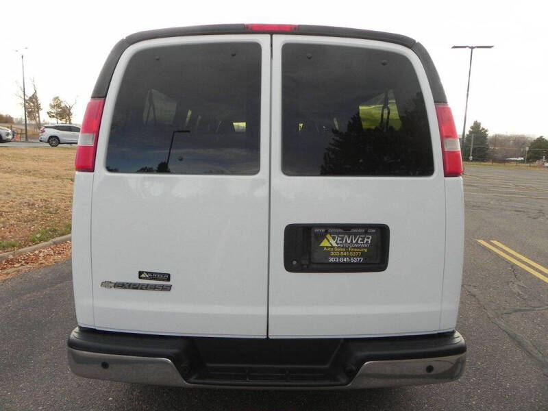 2017 Chevrolet Express LT 3500