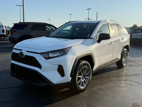 2020 Toyota RAV4 LE