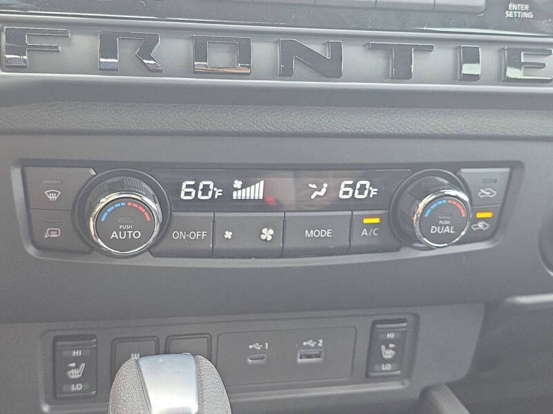 2026 Nissan Frontier SV