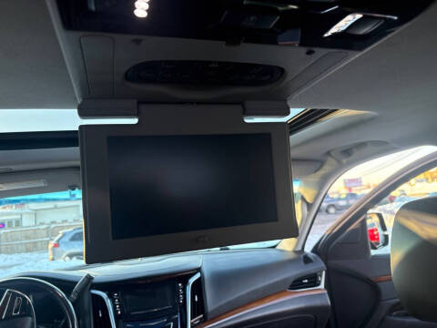 2018 Cadillac Escalade Luxury