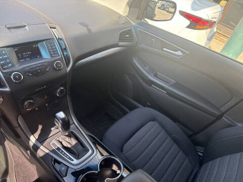 2017 Ford Edge SE