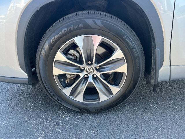 2023 Toyota Highlander 12