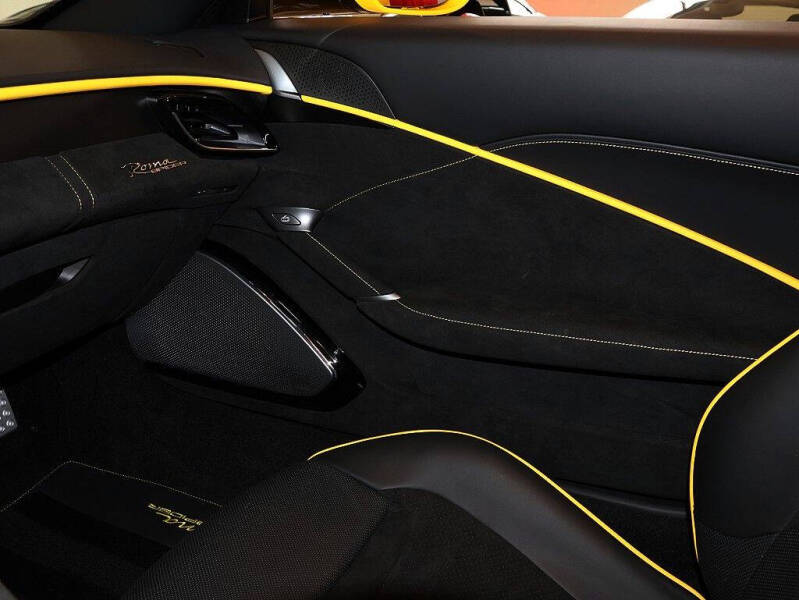 2025 Ferrari Roma Spider