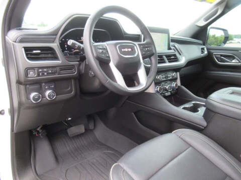2024 GMC Yukon SLT