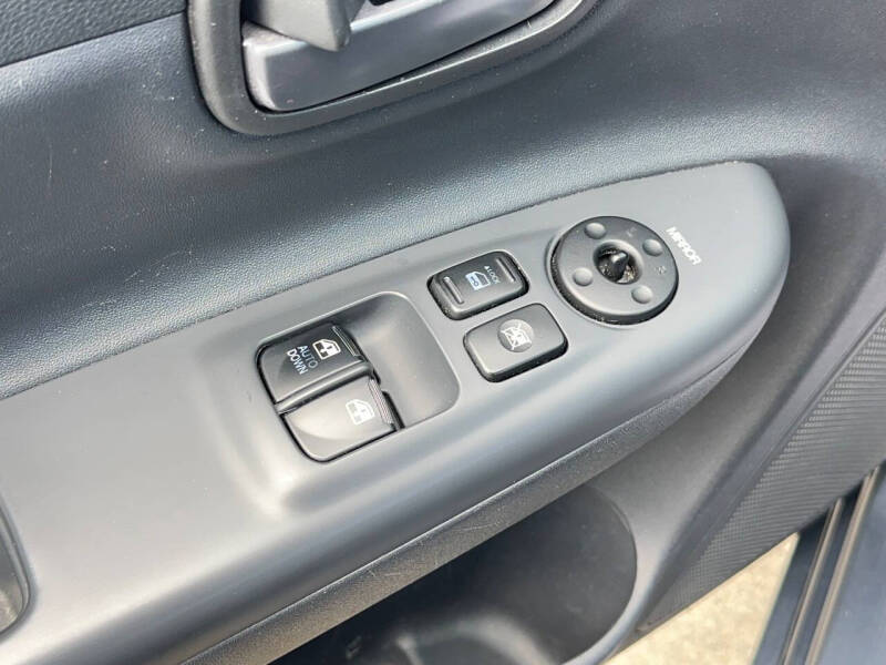 2009 Hyundai Accent SE
