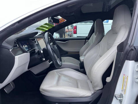 2015 Tesla Model S P85D