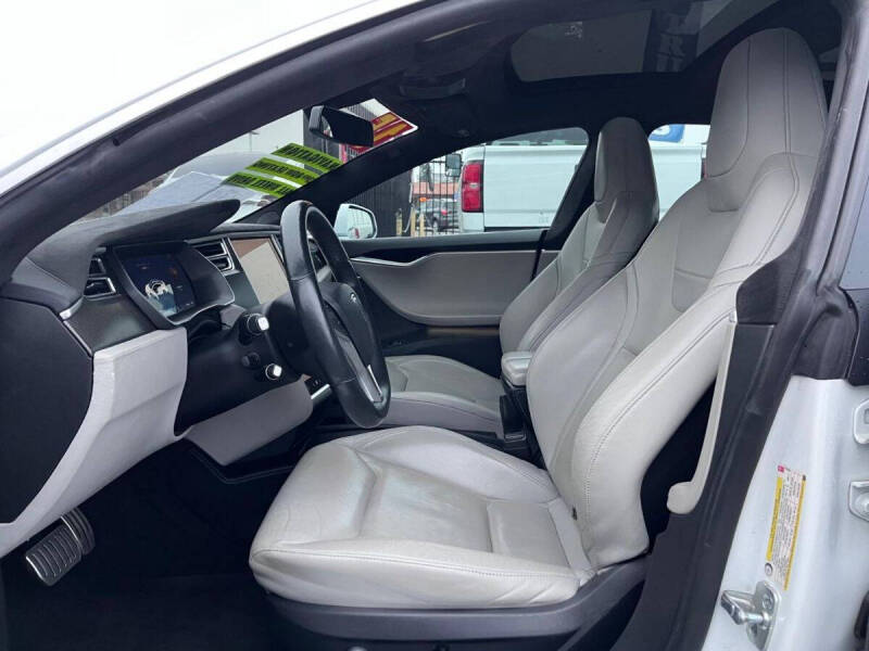 2015 Tesla Model S P85D