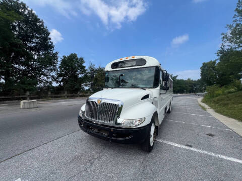 2018 International 24 passenger Shuttle Bus