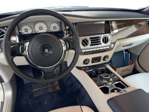 2020 Rolls-Royce Black Badge Dawn