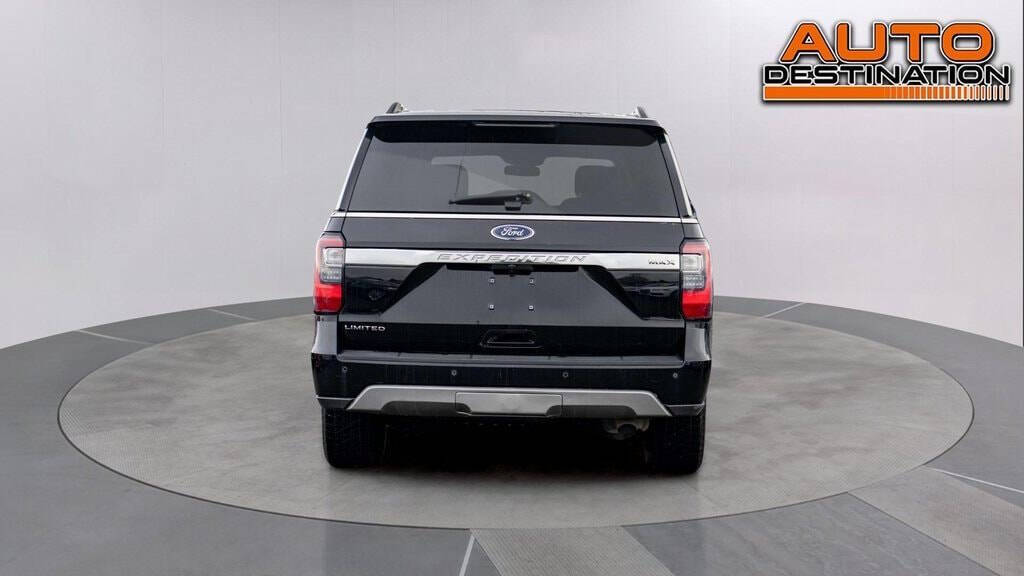 2021 Ford Expedition MAX for sale at Auto Destination in Puyallup, WA