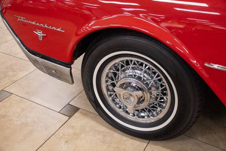 1962 Ford Thunderbird