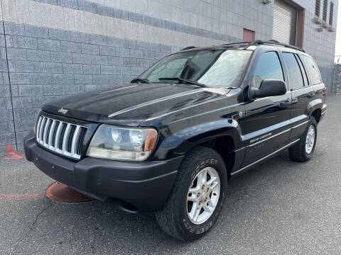 2004 Jeep Grand Cherokee for sale at Autos Under 5000 + JR Transporting in Island Park NY