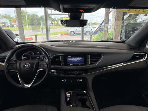 2024 Buick Enclave Essence