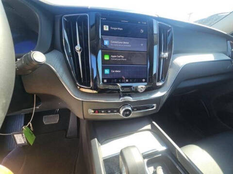 2025 Volvo XC60 B5 Plus Dark Theme