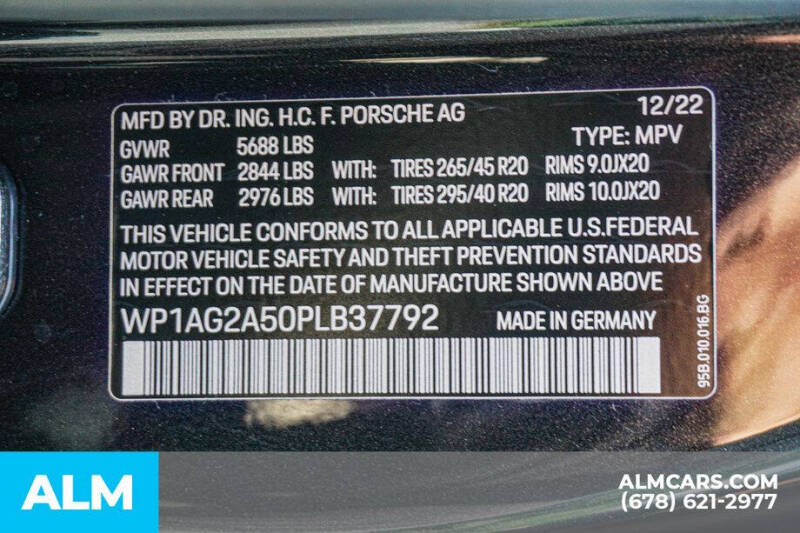 2023 Porsche Macan S
